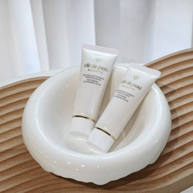 Clé de Peau Beauté肌膚之鑰精萃光采柔潤潔膚皂20ml