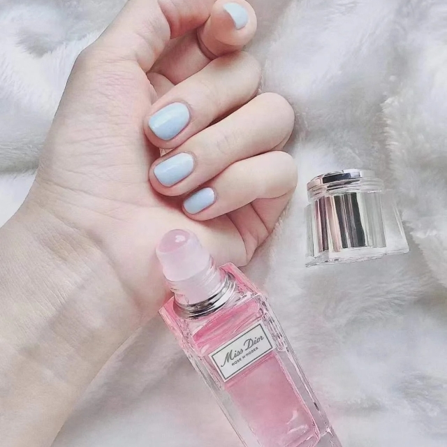 DIOR迪奧MISS DIOR花漾迪奧親吻淡香水20ml（滾珠香水）