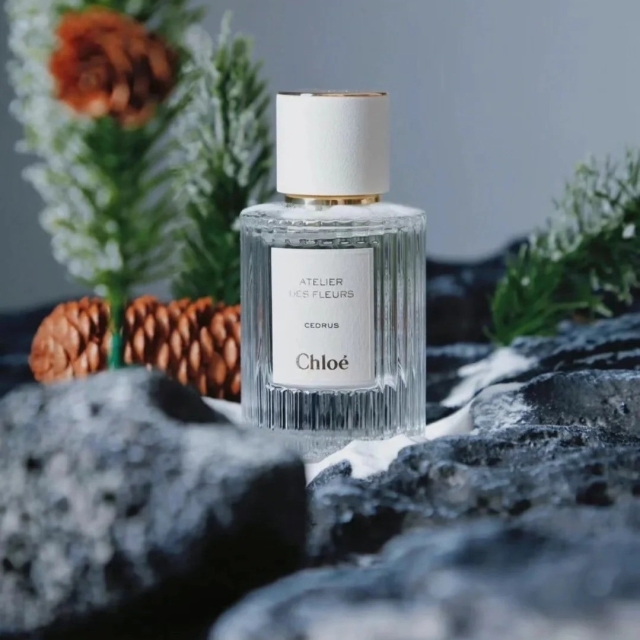 Chloe 全新系列 Atelier des Fleurs 仙境花園系列香水50ml北國雪松
