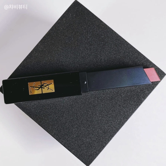 YSL聖羅蘭奢華緞面絨霧唇膏#301