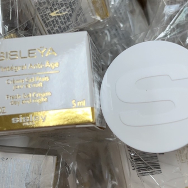 Sisley抗皺活膚御緻駐顏琉晶霜5ml