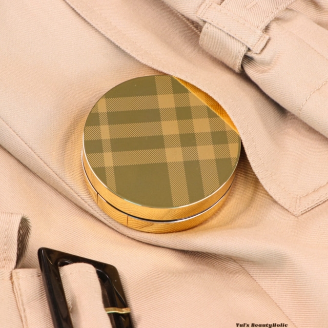 BURBERRY博柏利鎏光煥彩恆顏氣墊粉底液14g#10FW