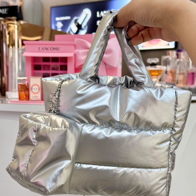 Lancome蘭蔻玩美時尚空氣包