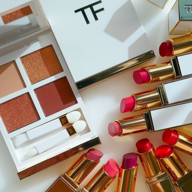 TOM FORD湯姆福特太陽親吻水漾潤唇膏2.8g#03 Escapist明亮粉紅