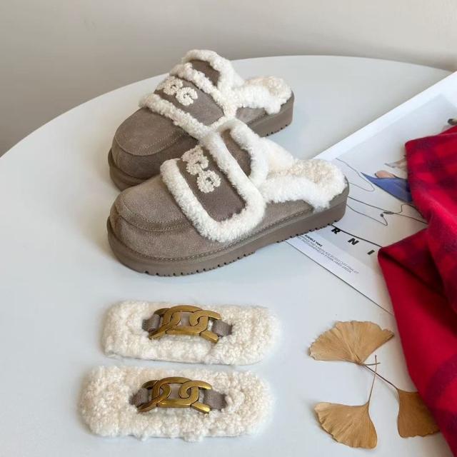 UGG AUSPECIAL Muffin wool silpper羊羔毛拖鞋（綠棕色）（鞋高2cm）