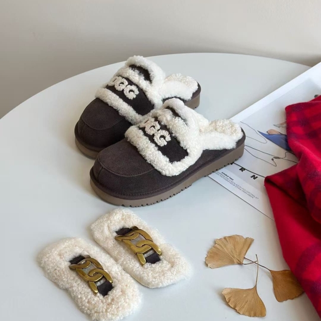 UGG AUSPECIAL Muffin wool silpper羊羔毛拖鞋（咖啡棕）（鞋高2cm）