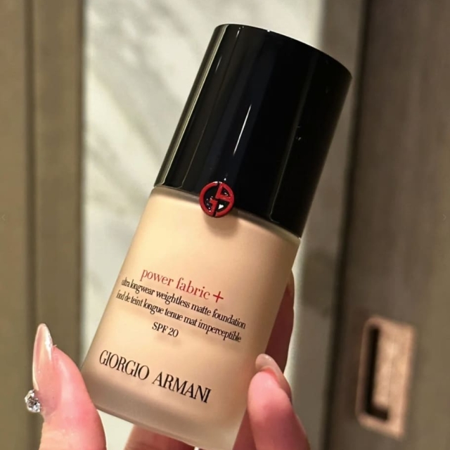 Giorgio Armani亞曼尼超持妝絲絨水慕斯粉底30ml#1.5