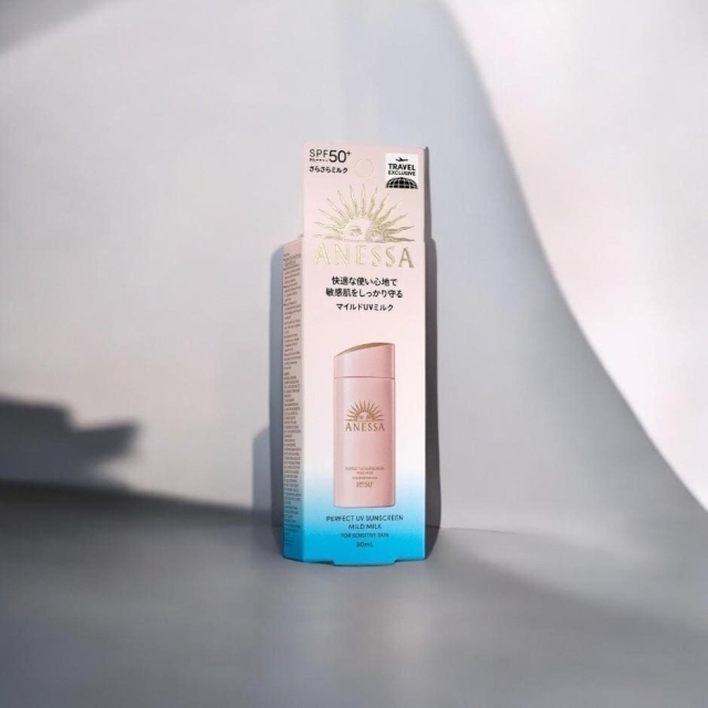 ANESSA安耐曬輕親柔光敏感肌防曬露NA90ml（SPF50+）