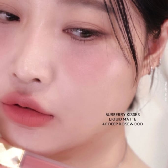 Burberry博柏利倫敦臻霧啞光唇釉6ml#40 DEEP ROSEWOOD