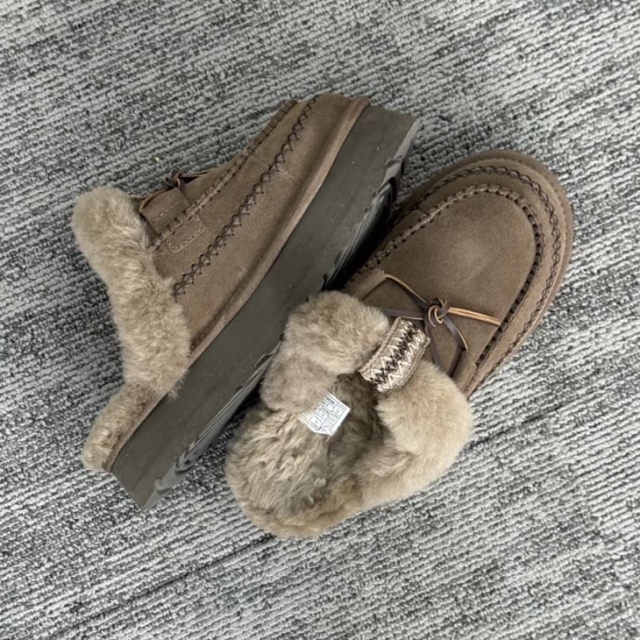 UGG AUSPECIAL阿爾派厚底雪靴（胡桃木色）（ES5856）（鞋高4cm）