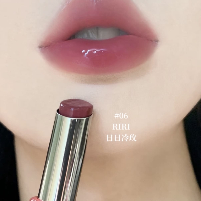 FENTY BEAUTY蕾哈娜Gloss Bomb水潤唇膏3.6g#06 RI RI