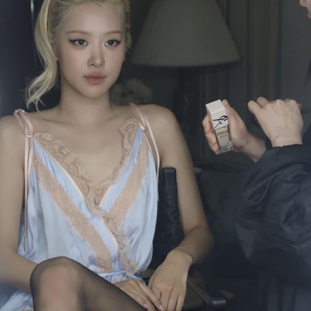 YSL聖羅蘭恆久完美裸光無瑕粉底露25ml#LN4（新款粉蓋）