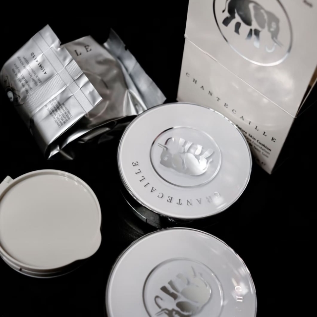 Chantecaille香緹卡鑽石精萃氣墊粉餅（正裝12g＋補充蕊12g）#Alabaster