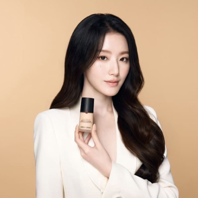 GIORGIO ARMANI亞曼尼高訂完美絲絨水慕斯粉底PRO30ml#2