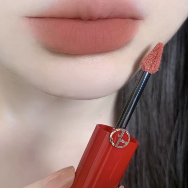 Giorgio Armani亞曼尼奢華柔紗訂製唇露#166