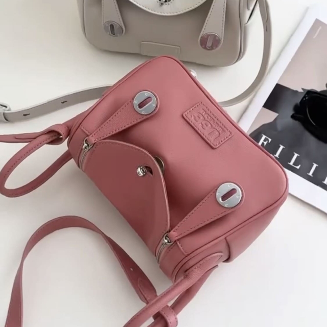 UGG AUSPECIAL MINI翻蓋包（ES25832）粉色