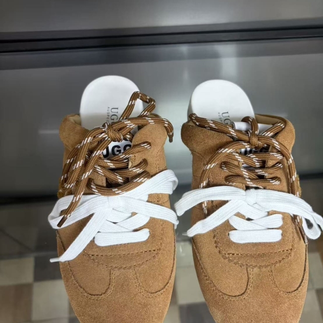 UGG AUSPECIAL綁帶造型拖鞋#棕色