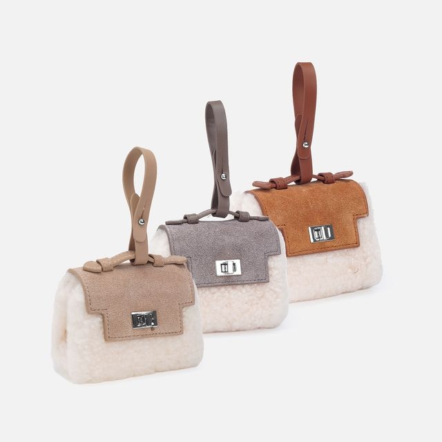 UGG OZLANA迷你手拿包吊飾（OZ5012）GREY