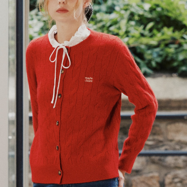 【韓國】Marie Claire 基本款Logo刺繡麻花針織外套-紅色(MAGCKC13MRD)