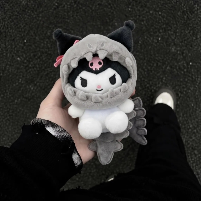【潮流】正版授權 Sanrio x E-Strong 三麗鷗 恐龍造型可拆毛絨吊飾-庫洛米