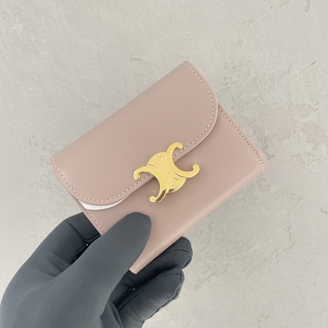 【精品】CELINE TRIOMPHE 小號翻蓋錢包-粉色(10D783DPV.24DP)