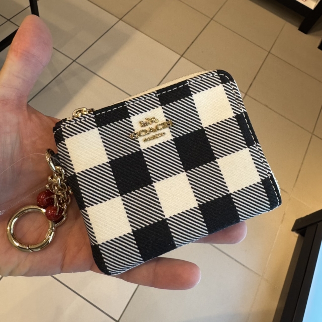 【精品】 COACH 格紋棉布L型拉鍊短夾