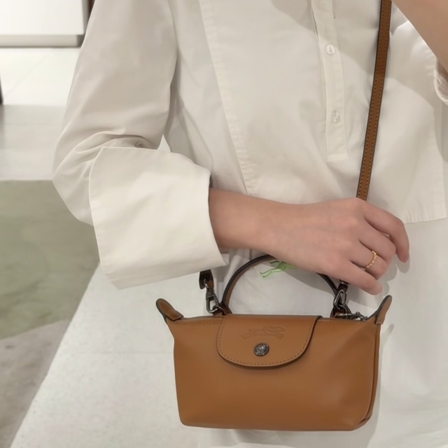 【精品】Longchamp Le Pliage Xtra 手拿包 XS-腰果色(34205987M19)