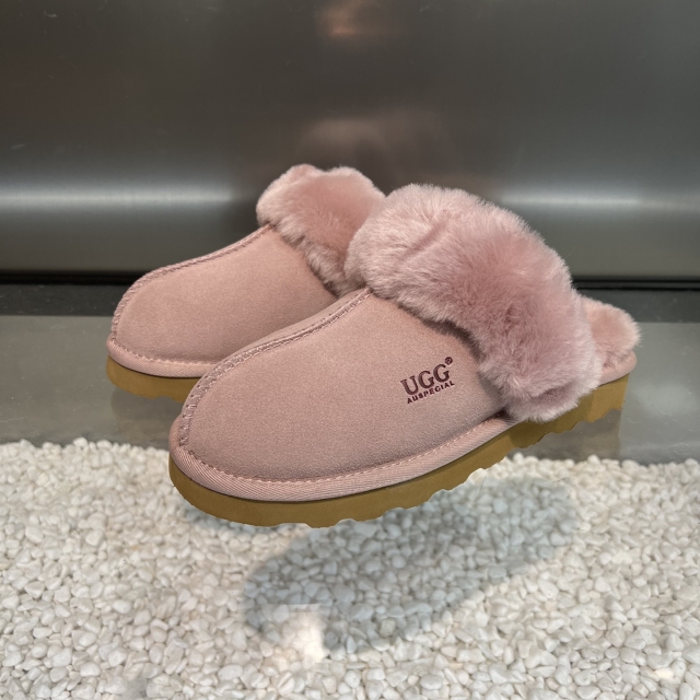 UGG AUSPECIAL毛絨拖鞋#MOUSSE 粉色（ES5835）