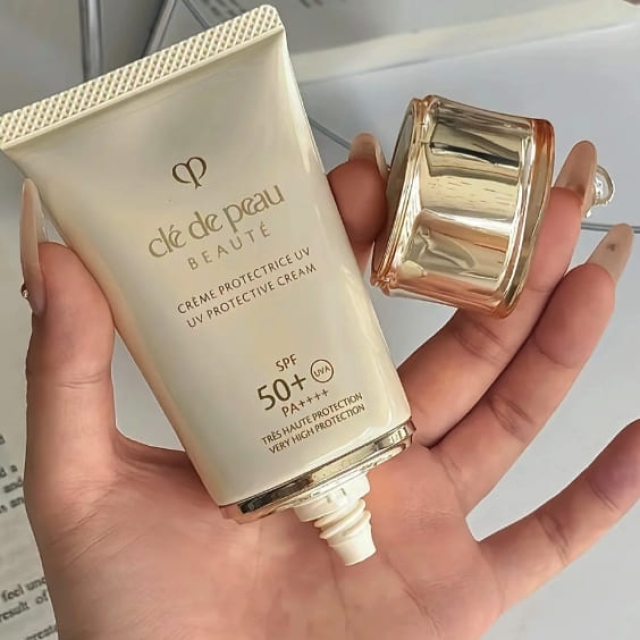 【美妝】Clé de Peau Beauté肌膚之鑰逆齡光采防曬霜50ml.